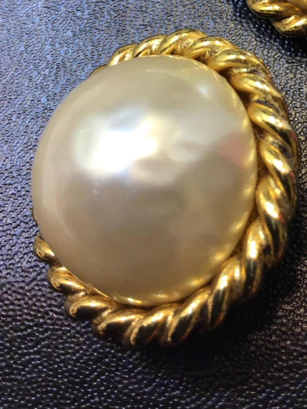 Carolee Signed DESIGNER CLIP-ON Faux Pearl Gold Tone Clip-on Earrings